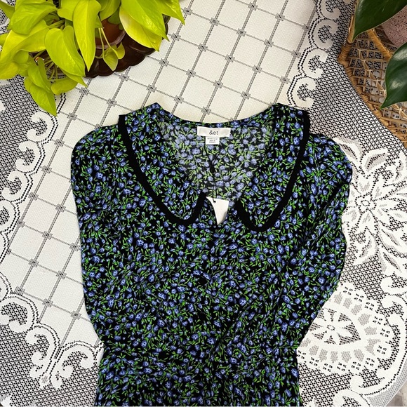 NWT floral Dress - Picture 1 of 6